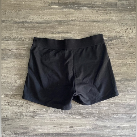 Victoria’s Secret Pink black bike short - Picture 2 of 5